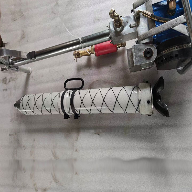 支腿式锚杆钻机使用现状